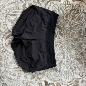 Lululemon Speed Up Low-Rise Lined Short 2.5
